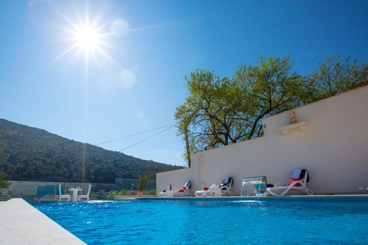 Villa Arion Mokosica Exterior photo