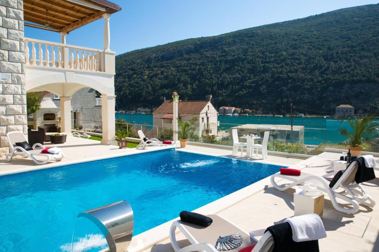 Villa Arion Mokosica Exterior photo