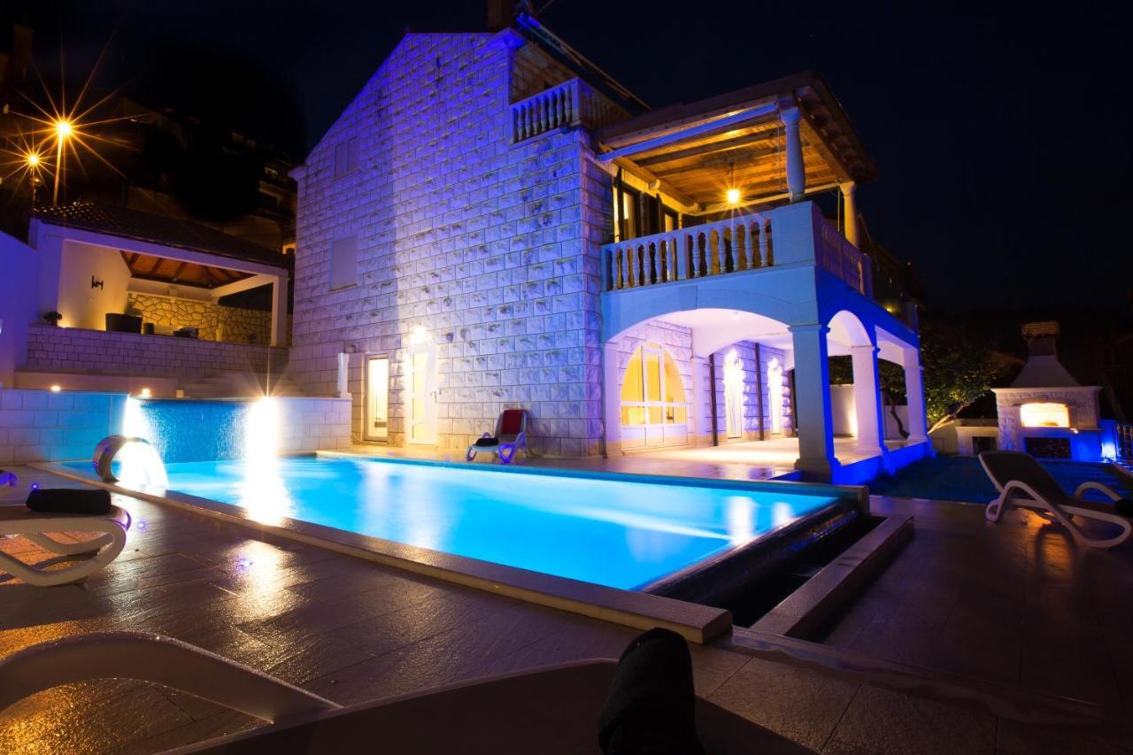 Villa Arion Mokosica Exterior photo