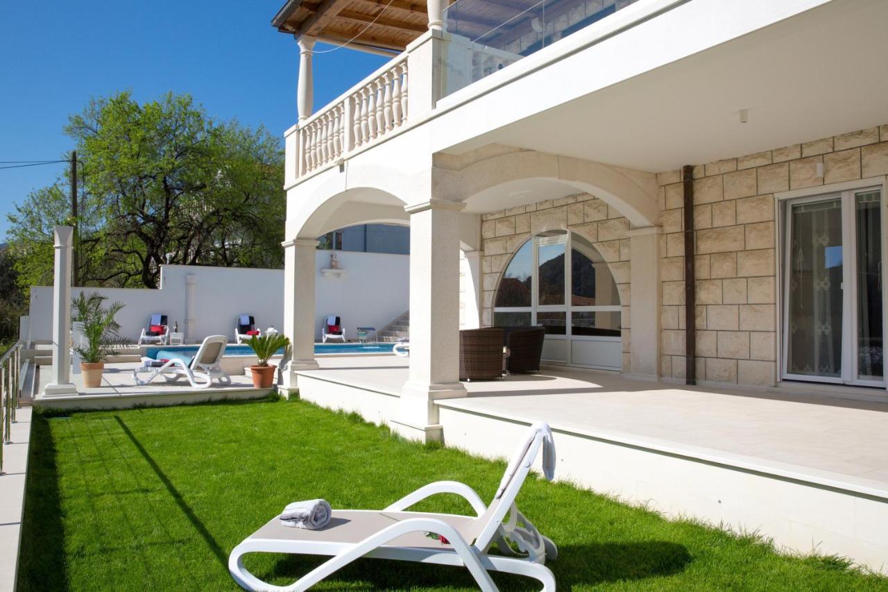 Villa Arion Mokosica Exterior photo