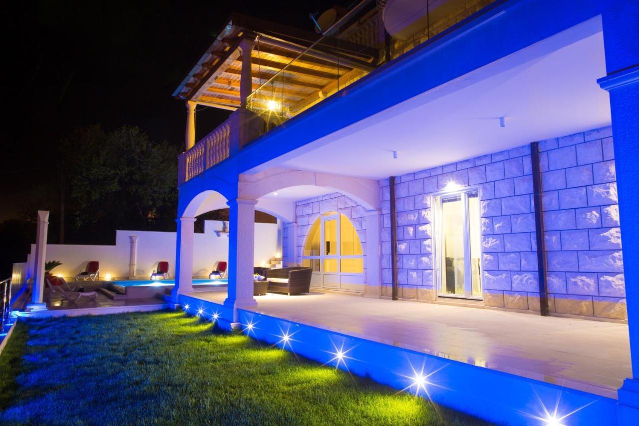 Villa Arion Mokosica Exterior photo