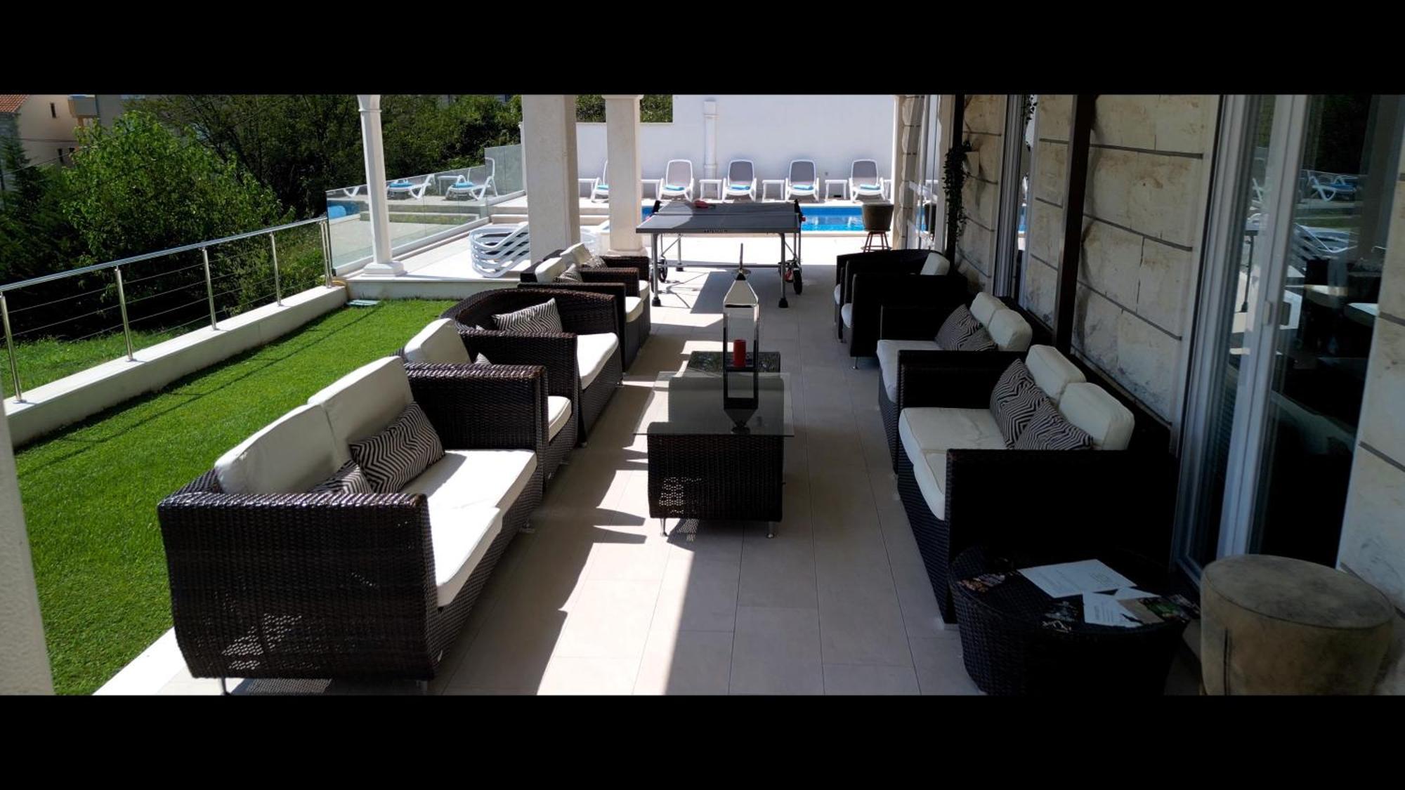Villa Arion Mokosica Exterior photo